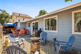 Single Family Residence,  Garden Circle way, Cloverdale, CA 95425 - 26