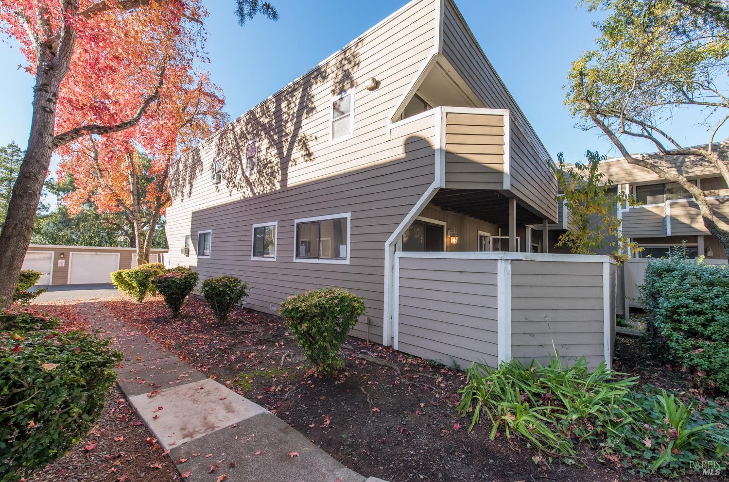 Single Family Residence, Steele lane, Santa Rosa, CA 95403 - 1