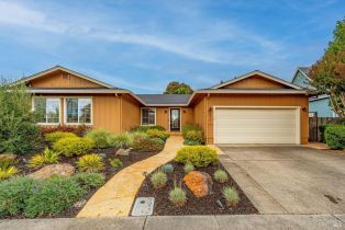 Single Family Residence, 692 Avenue Del Oro, Sonoma, CA  Sonoma, CA 95476