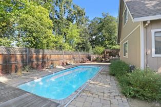 Single Family Residence,  Ross court, Sonoma, CA 95476 - 31