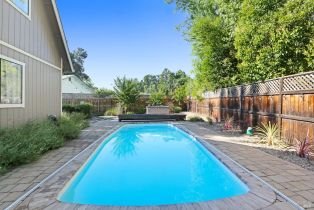 Single Family Residence,  Ross court, Sonoma, CA 95476 - 32