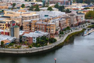 Condominium,  Main street, Napa, CA 94559 - 24