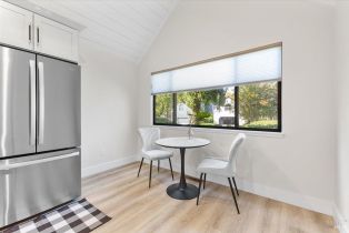 Single Family Residence,  Crofton court, Healdsburg, CA 95448 - 14