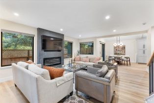 Single Family Residence,  Crofton court, Healdsburg, CA 95448 - 3