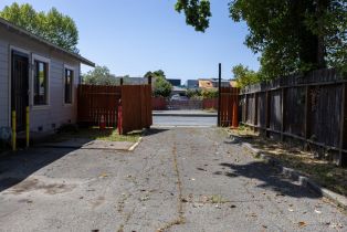 Single Family Residence,  Marlow road, Santa Rosa, CA 95403 - 21