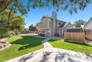 Single Family Residence,  Wooded Glen court, Windsor, CA 95492 - 2