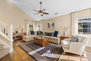 Single Family Residence,  Wooded Glen court, Windsor, CA 95492 - 5