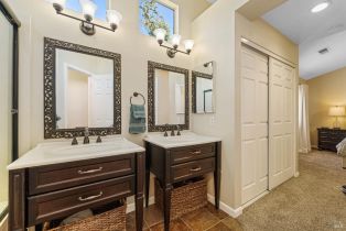 Single Family Residence,  Wooded Glen court, Windsor, CA 95492 - 34