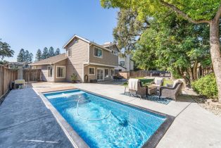 Single Family Residence,  Wooded Glen court, Windsor, CA 95492 - 38