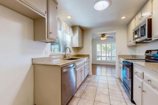 Single Family Residence,  Valley Oaks drive, Santa Rosa, CA 95409 - 7