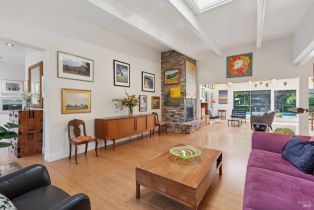 Single Family Residence,  Yell lane, Glen Ellen, CA 95442 - 9