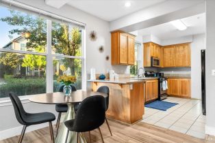 Condominium, 950 Campoy St #101, CA  , CA 95407