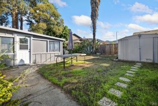 Single Family Residence,  Baird road, Santa Rosa, CA 95409 - 5