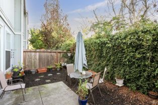 Townhouse,  Pinebrook place, Santa Rosa, CA 95403 - 14