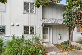 Condominium, 213 Elbridge Ave #E, Cloverdale, CA  Cloverdale, CA 95425