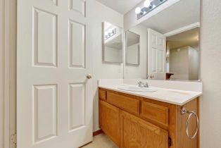 Condominium, Elbridge avenue, Cloverdale, CA 95425 - 17