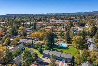 Townhouse, Shelter Creek drive, Napa, CA 94558 - 13
