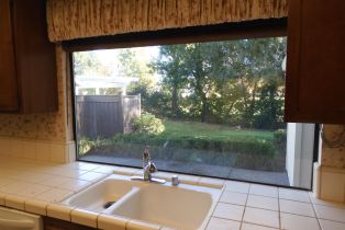 Single Family Residence,  Singing Brook circle, Santa Rosa, CA 95409 - 10