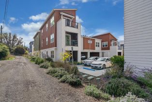 Condominium,  Franz Kafka avenue, Santa Rosa, CA 95404 - 5