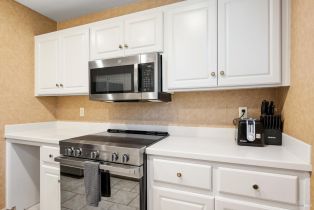 Condominium,  Augusta circle, Napa, CA 94558 - 20