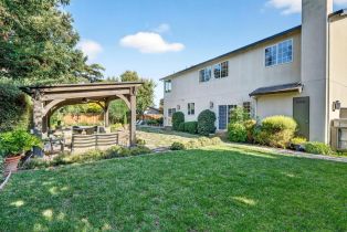 Single Family Residence,  Sweetbriar drive, Napa, CA 94558 - 3
