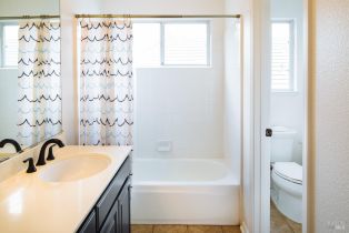 Single Family Residence,  Wine court, Petaluma, CA 94954 - 32