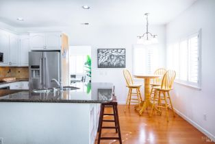 Single Family Residence,  Wine court, Petaluma, CA 94954 - 9