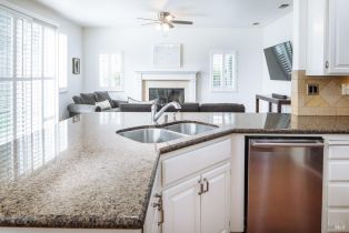 Single Family Residence,  Wine court, Petaluma, CA 94954 - 13