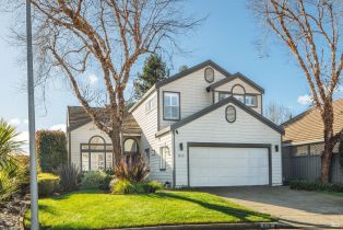 Single Family Residence, 810 Wine Ct, Petaluma, CA  Petaluma, CA 94954