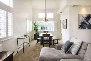 Single Family Residence,  Wine court, Petaluma, CA 94954 - 7