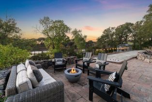 Single Family Residence,  Balverne lane, Windsor, CA 95492 - 6