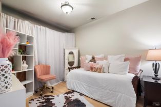 Townhouse,  Valley Oak drive, Napa, CA 94558 - 25