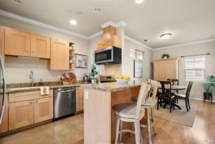 Townhouse,  Valley Oak drive, Napa, CA 94558 - 15