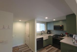 Single Family Residence,  Cross avenue, Santa Rosa, CA 95401 - 4