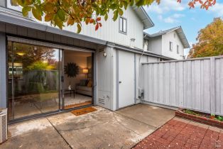 Condominium, Elbridge avenue, Cloverdale, CA 95425 - 17