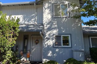 Condominium, Elbridge avenue, Cloverdale, CA 95425 - 3