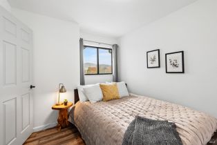 Condominium, Elbridge avenue, Cloverdale, CA 95425 - 26