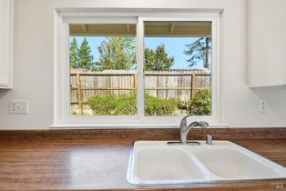 Single Family Residence, Patrick court, Santa Rosa, CA 95409 - 11