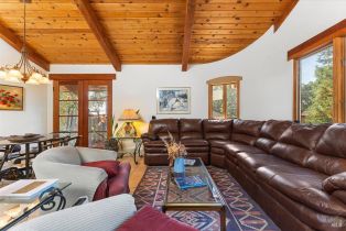 Residential Income,  Wikiup court, Santa Rosa, CA 95403 - 5