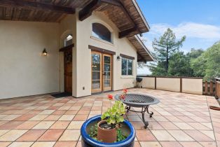 Residential Income,  Wikiup court, Santa Rosa, CA 95403 - 2