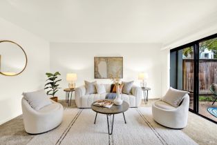 Condominium,  Valle Verde drive, Napa, CA 94558 - 5