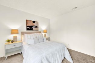 Condominium,  Valle Verde drive, Napa, CA 94558 - 38