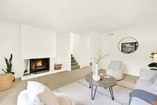 Condominium,  Valle Verde drive, Napa, CA 94558 - 9