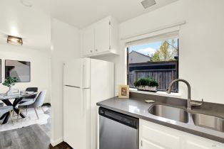 Condominium,  Valle Verde drive, Napa, CA 94558 - 17