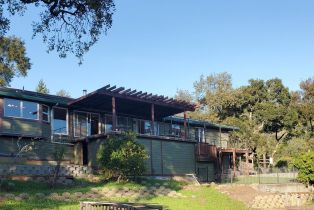Single Family Residence, 3778 Burke Pl, Sonoma, CA  Sonoma, CA 95476