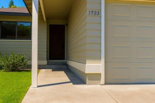 Single Family Residence, 1733 Burgundy Pl NW, Santa Rosa, CA  Santa Rosa, CA 95403