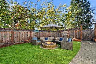 Single Family Residence, Rincon Meadows court, Santa Rosa, CA 95409 - 37