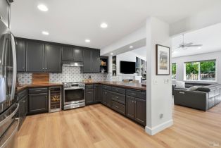 Single Family Residence, Rincon Meadows court, Santa Rosa, CA 95409 - 12