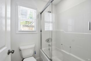 Single Family Residence, Rincon Meadows court, Santa Rosa, CA 95409 - 25