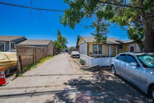 Residential Income,  Bellevue avenue, Santa Rosa, CA 95407 - 4